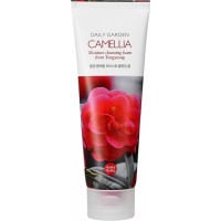 Очищающая пенка с камелией Daily Garden Camelia Moisture Cleansing Foam from Tongyeong